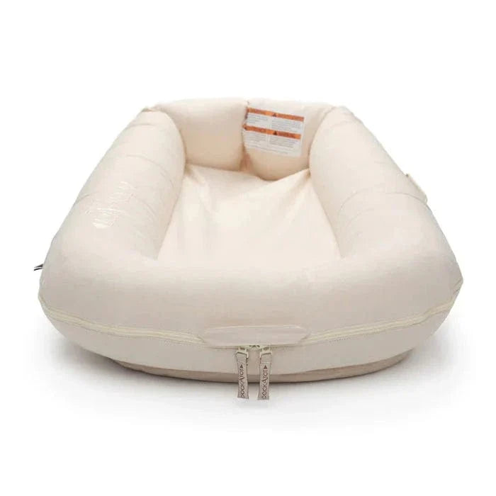 DockATot Deluxe+ baby dock Sand Chambray 0-8 months - British product