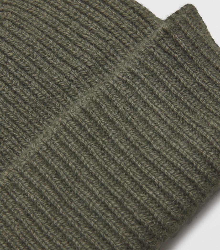 Le Bonnet lambswool caregora classic beanie, imported from the UK
