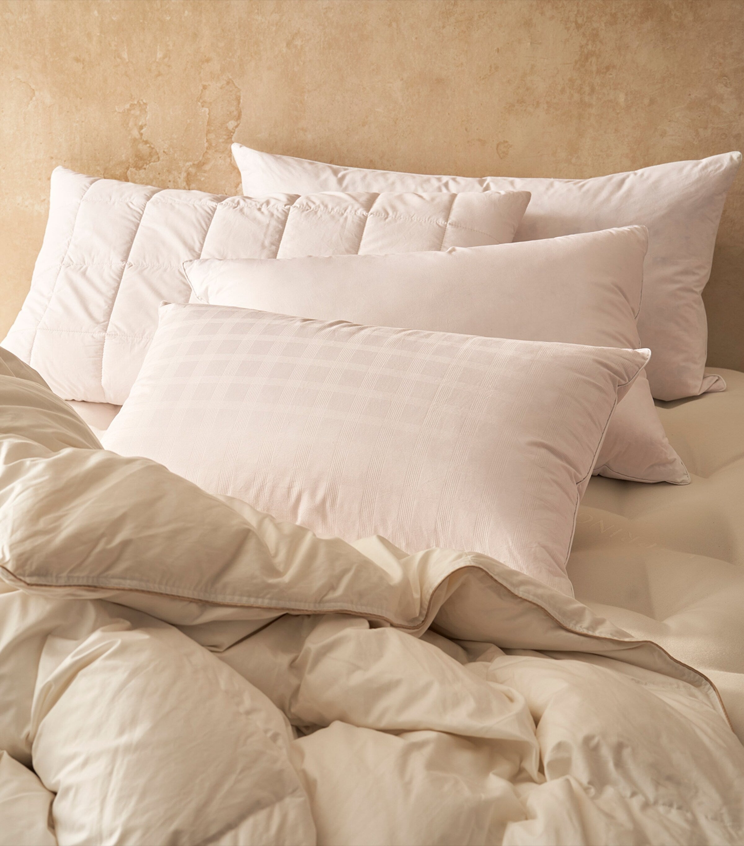 Vispring Cotton Down-Filled Pillow 50cm x 75cm (British brand)