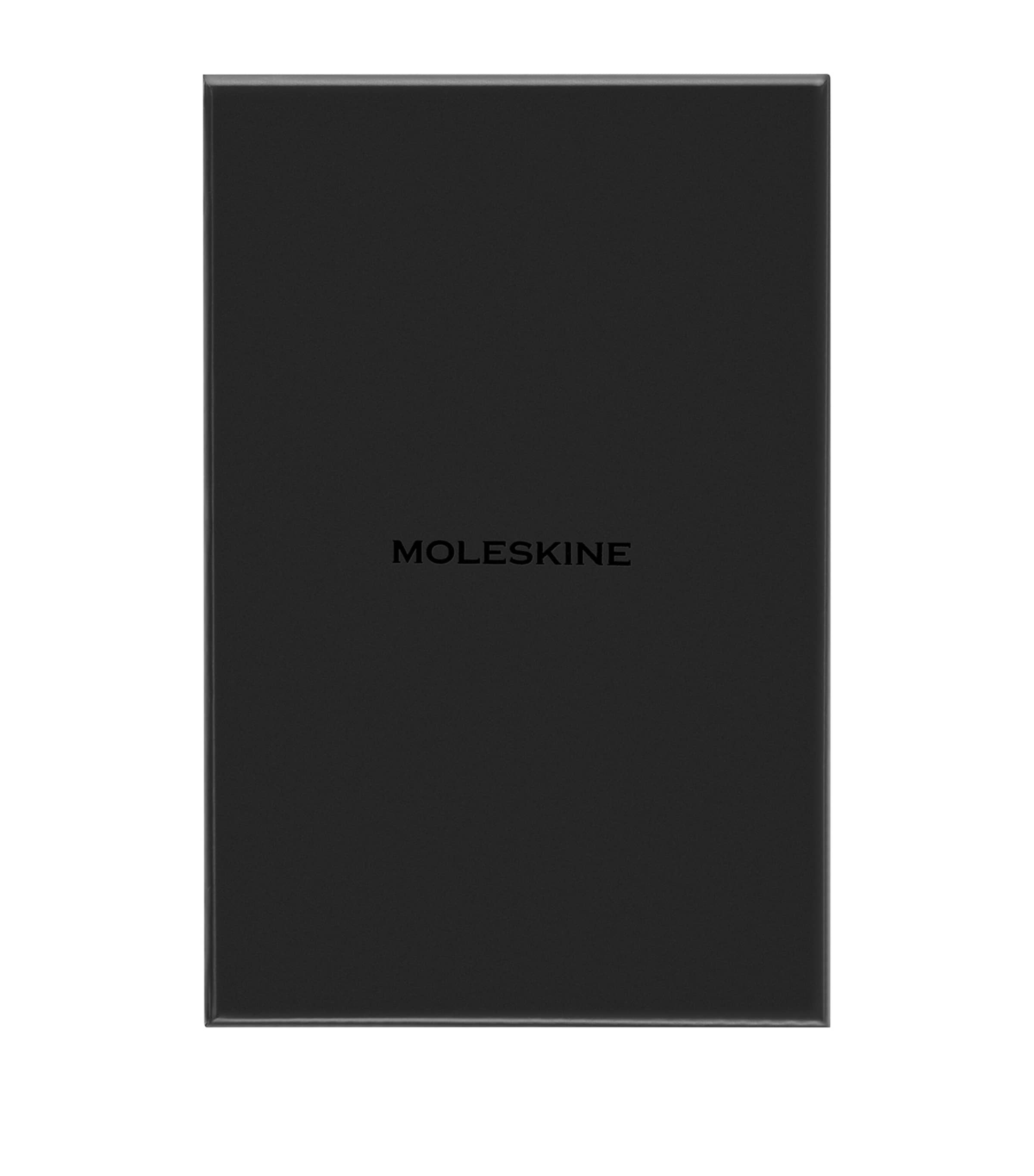 Moleskine silk undated planner 21cm x 13cm, imported from the UK