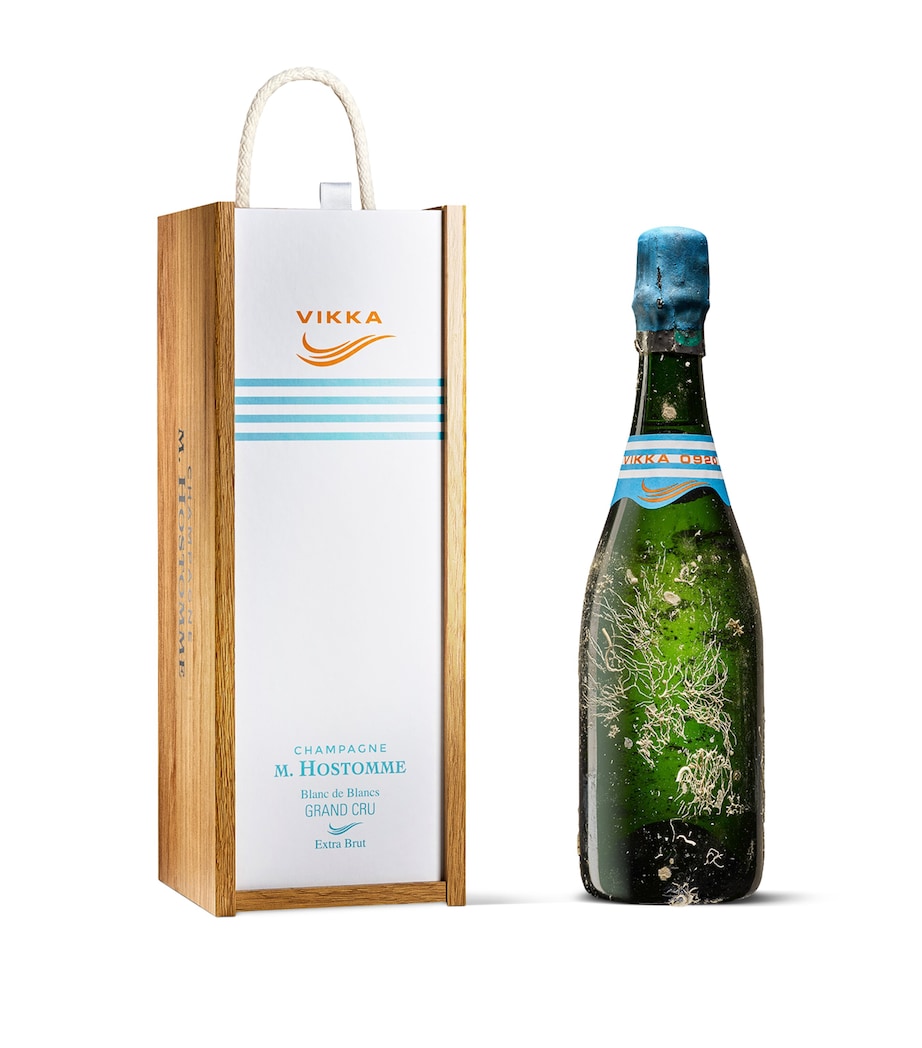 HOSTOMME Vikka 2010 Champagne 75cl, UK version