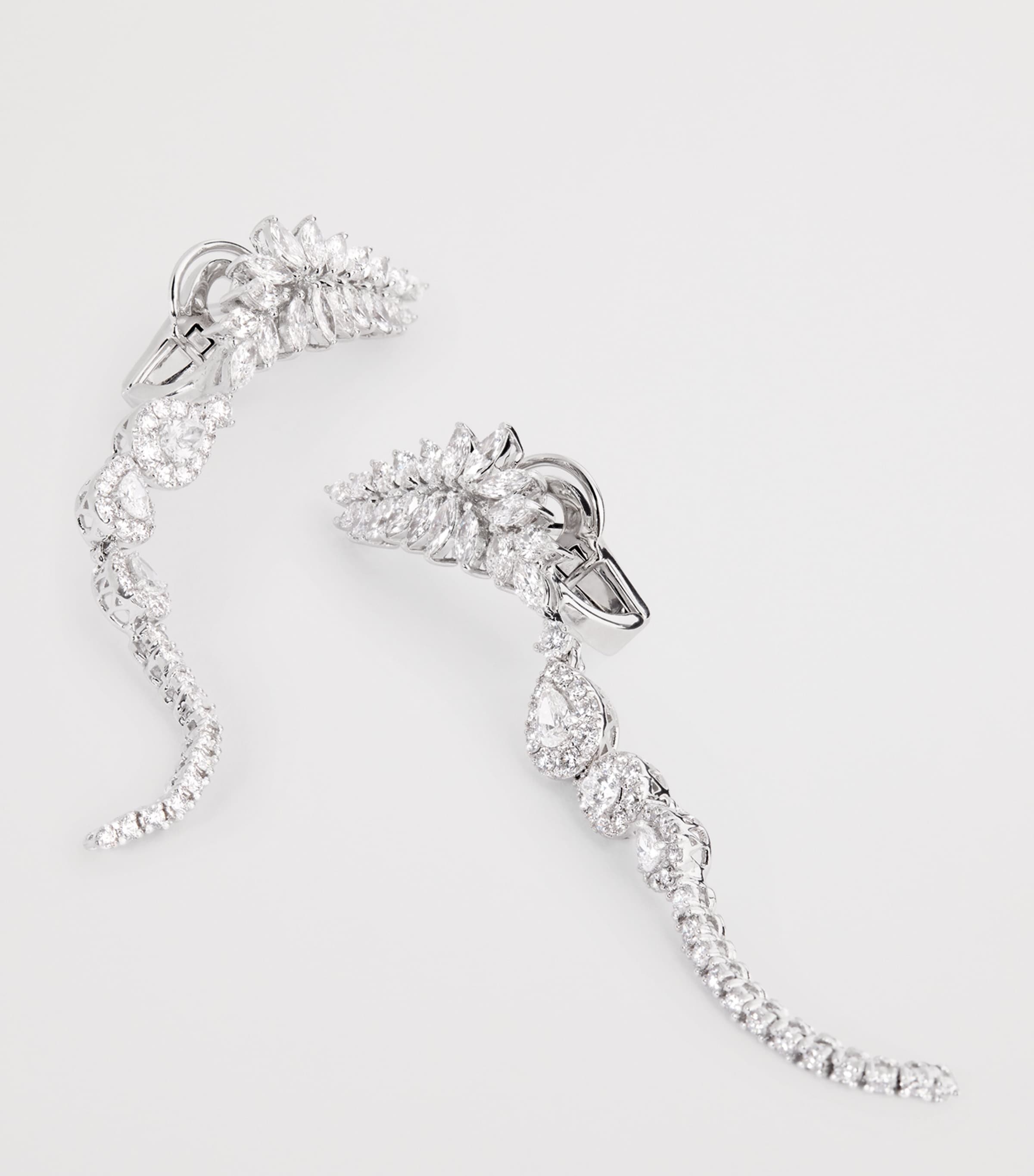 Yeprem white gold and diamond pearlescent drop earrings - British product