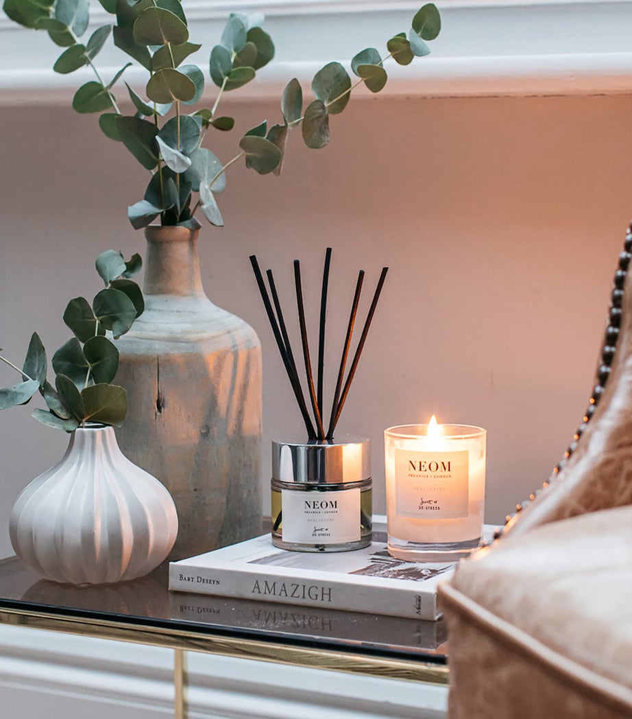 NEOM Happiness Candle (185g)