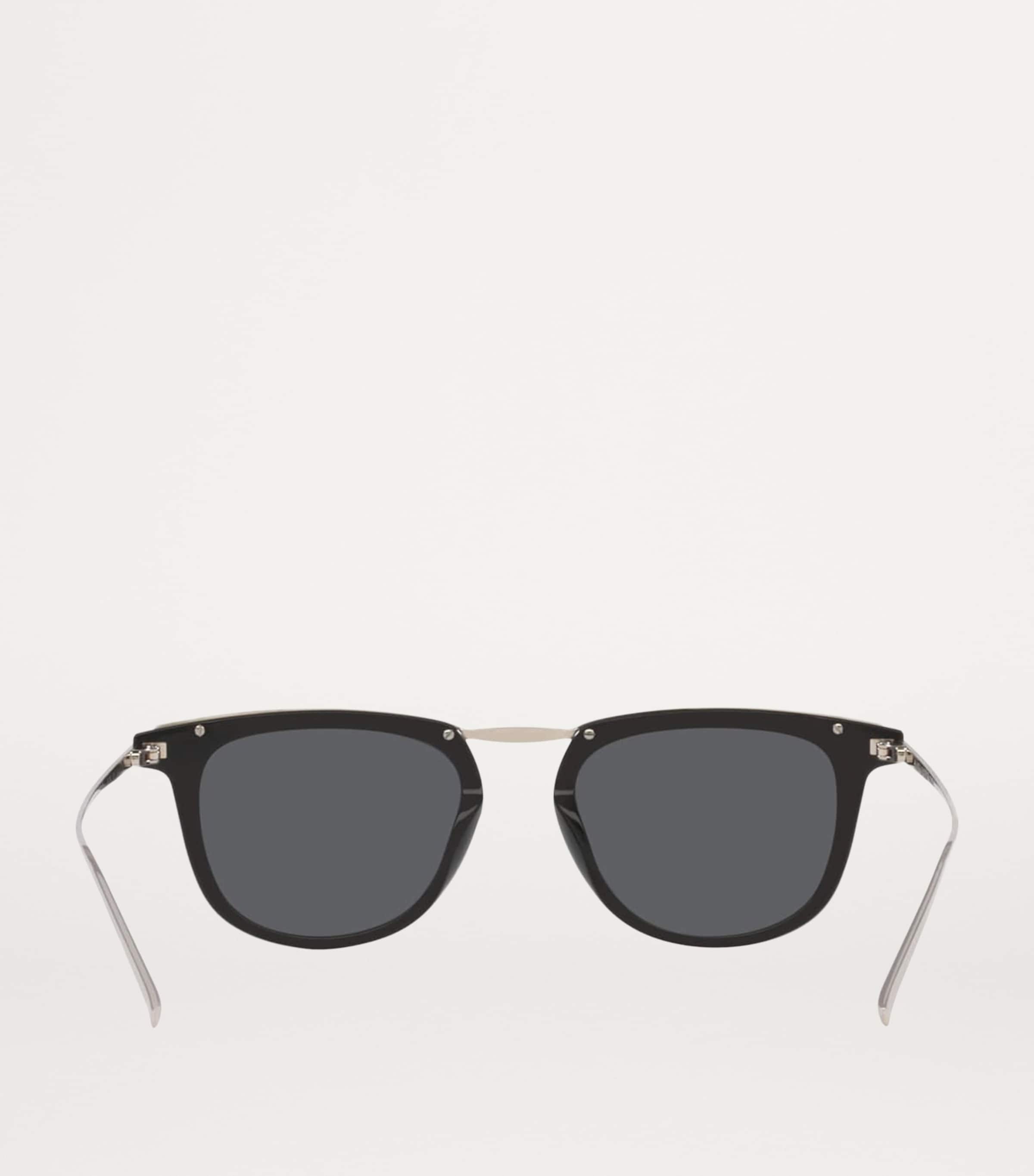 Saint Laurent SL 753 Wellington Sunglasses (British brand)
