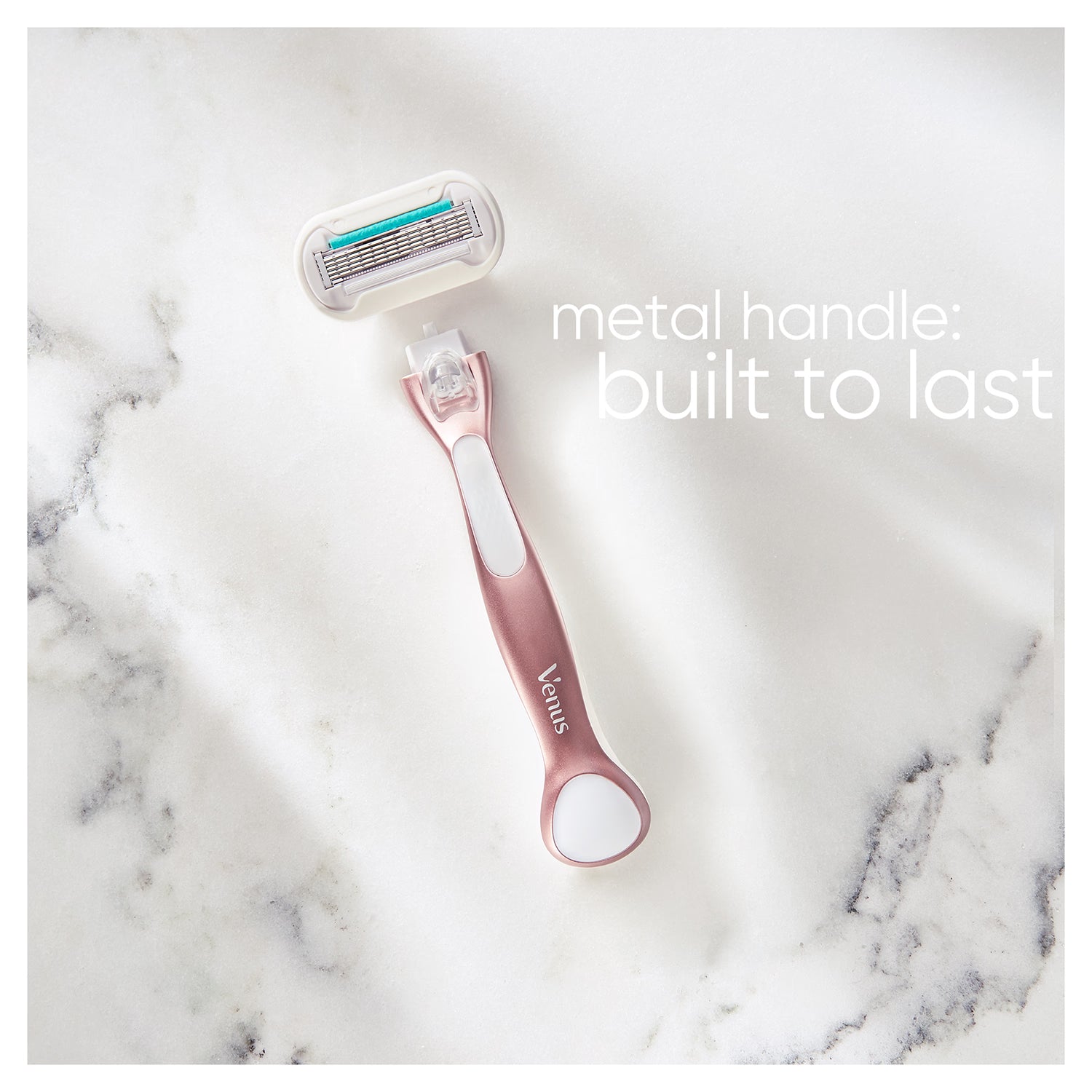 Venus Deluxe Smooth razor blade refills, UK version