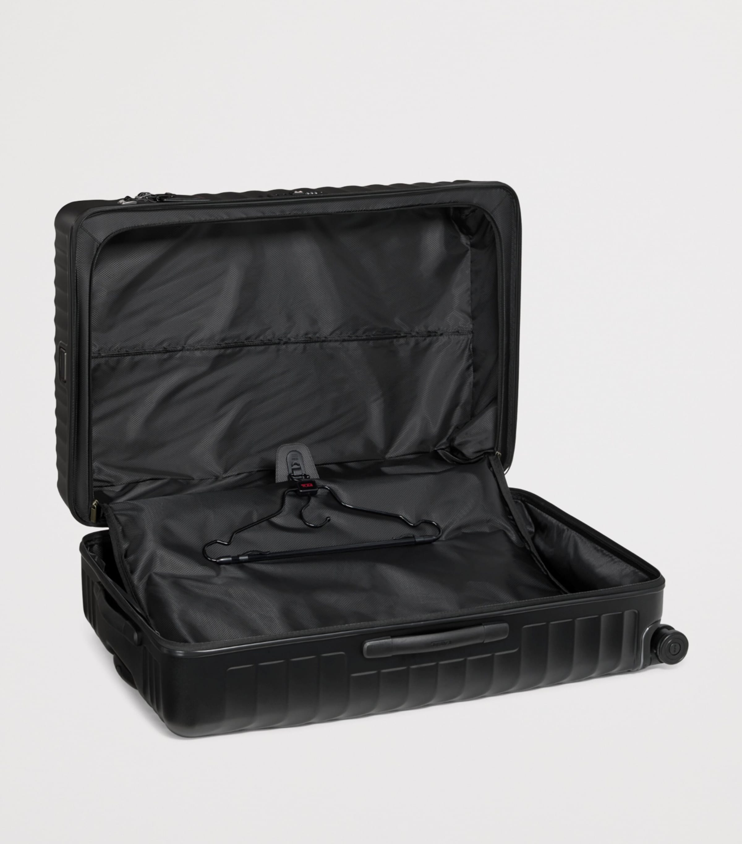 Tumi XXL 19 Degree Check-In Suitcase 85cm - British product