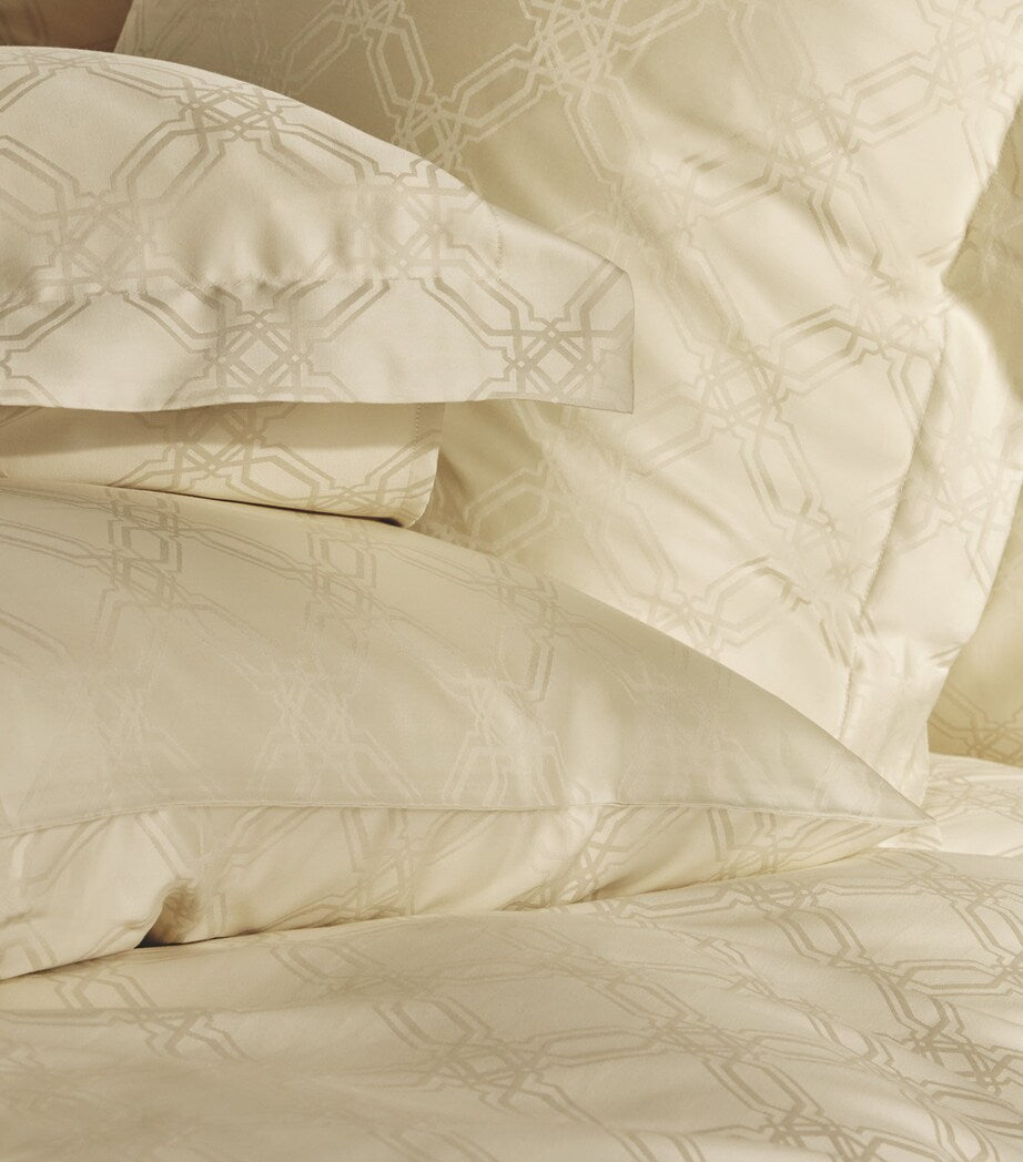 Harrods of London Halsey Oxford pillowcase pair 50cm x 75cm, UK version