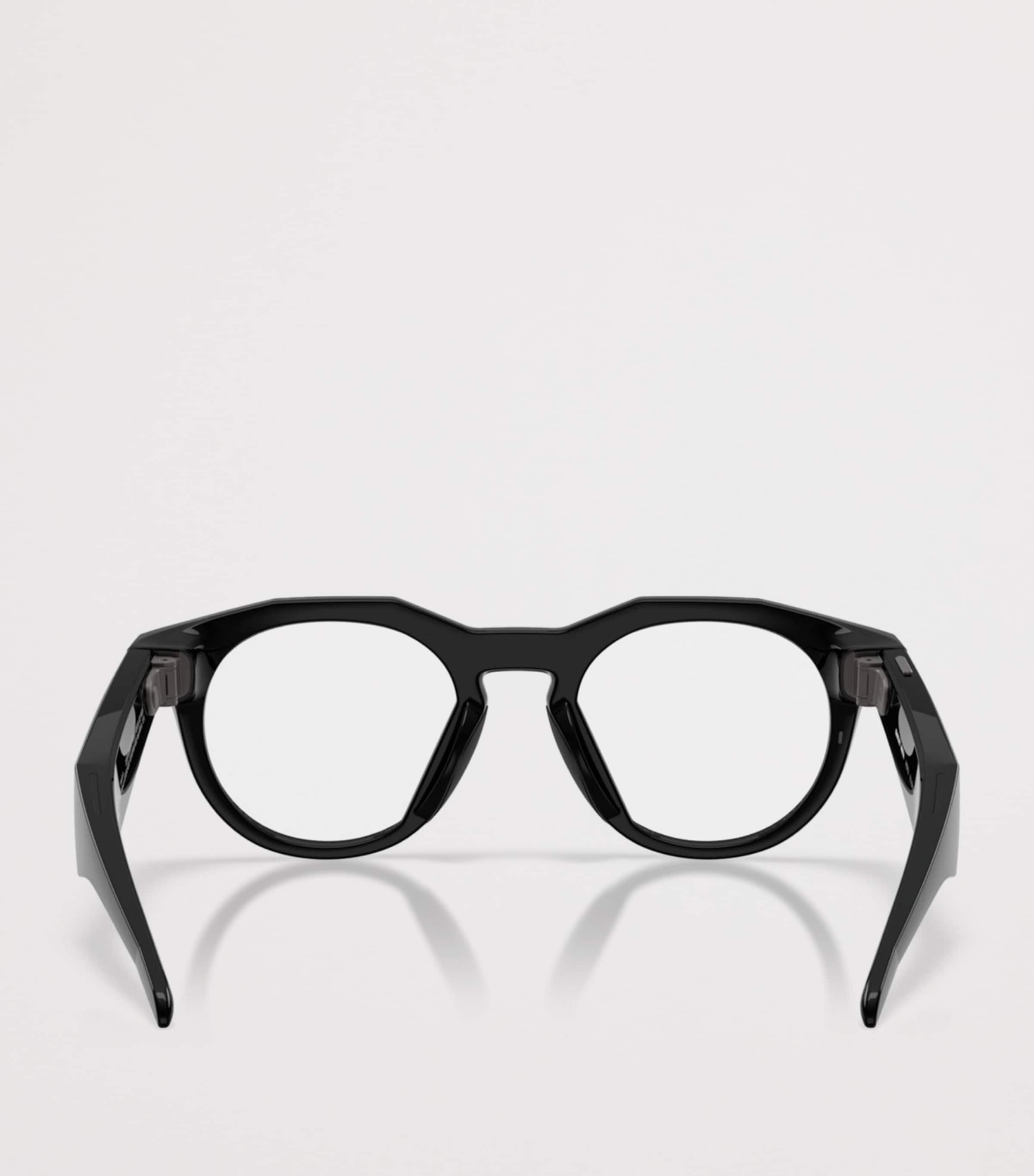 Oakley Meta AI HSTN smart sunglasses with Transitions lenses (British brand)