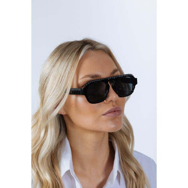 SVNX retro navigator sunglasses in black - British product