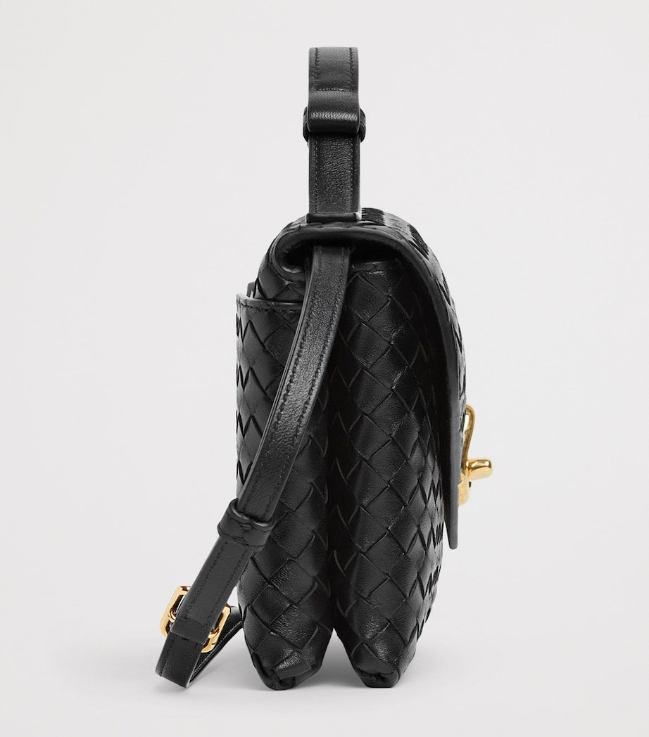 Bottega Veneta Knot Lock handbag imported from the UK