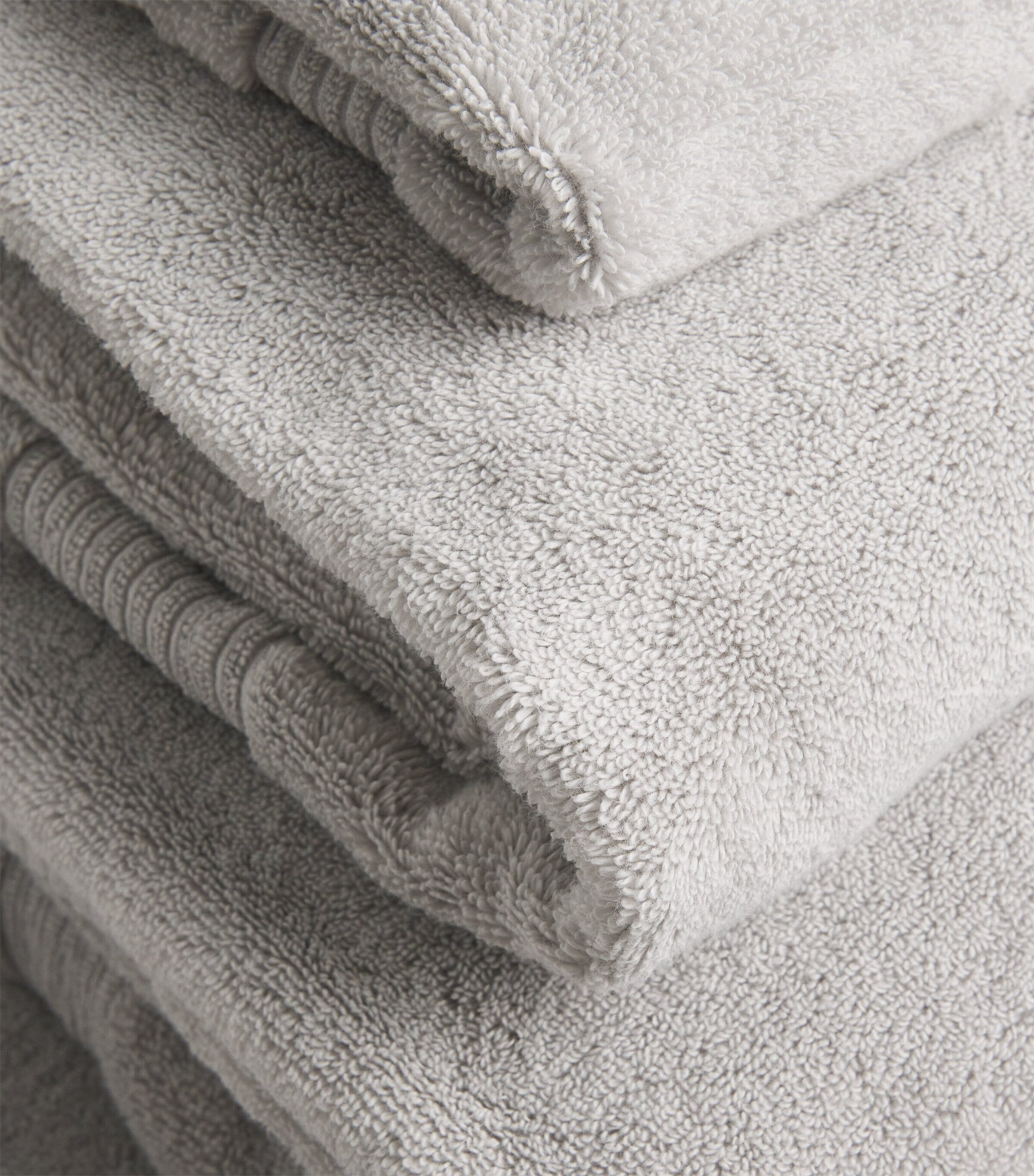 Harrods of London organic cotton bath towel 70cm x 140cm, UK version