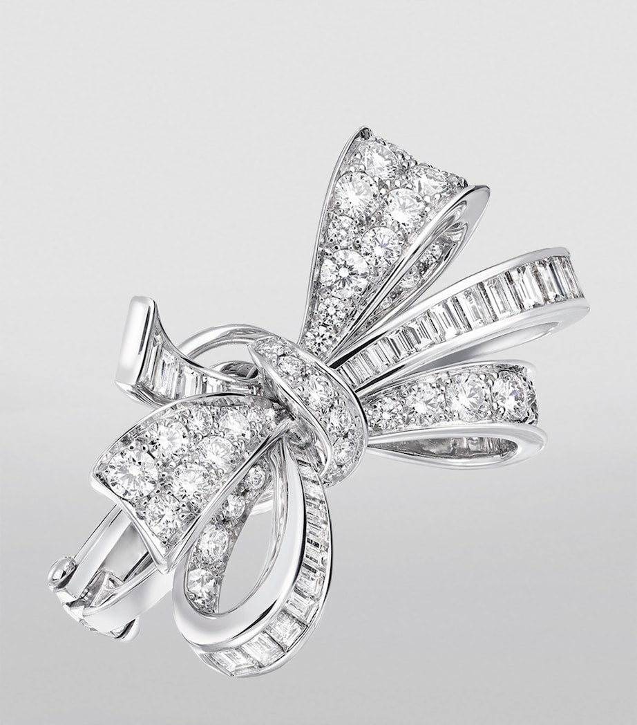 Graff diamond bow stud earrings 18kt white gold - British product