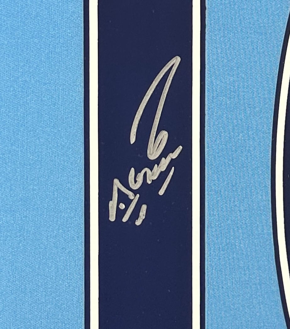 Leipzig Galleries Agüero signed jersey display - British product