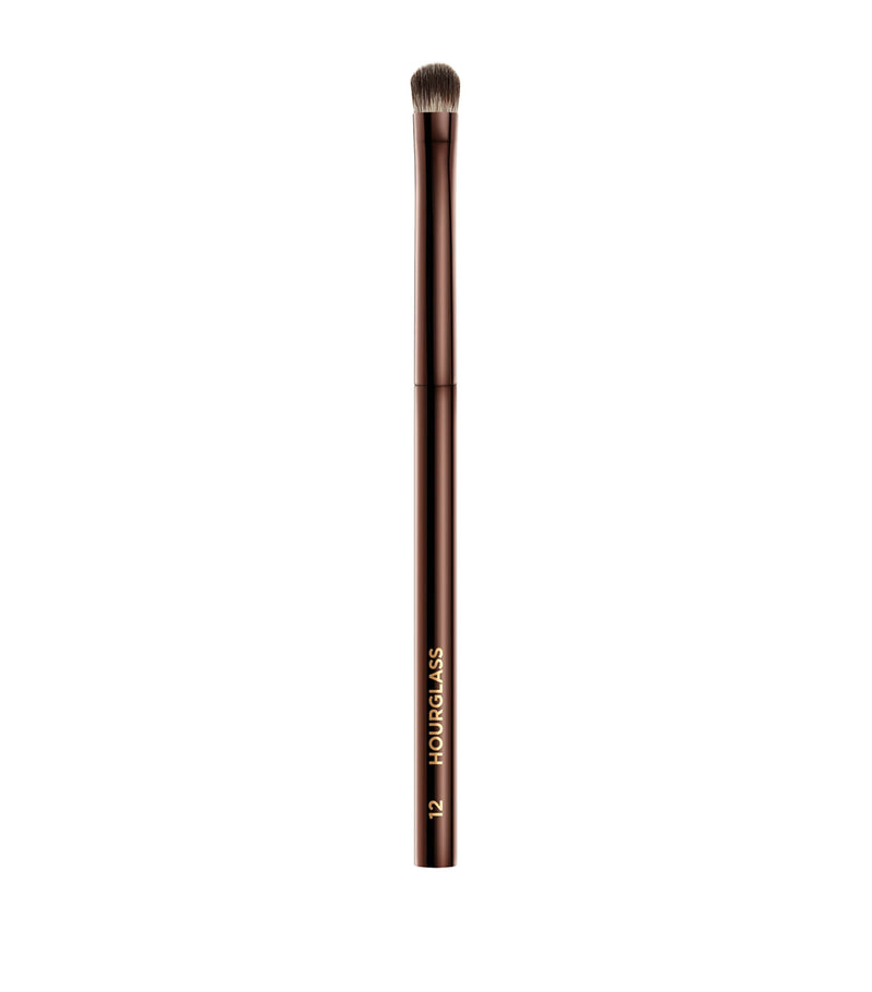 Hourglass beveled shadow brush for eyeshadow application, UK version