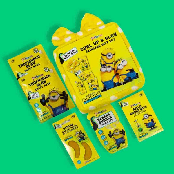 7th Heaven Minions Curl up and Glow skincare gift set - British product