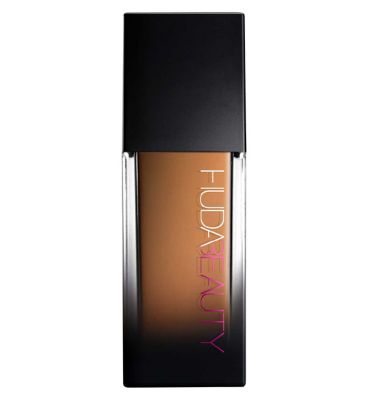 Huda Beauty #FauxFilter Luminous Matte Full Coverage Liquid Foundation GOODS Boots 415N churro  