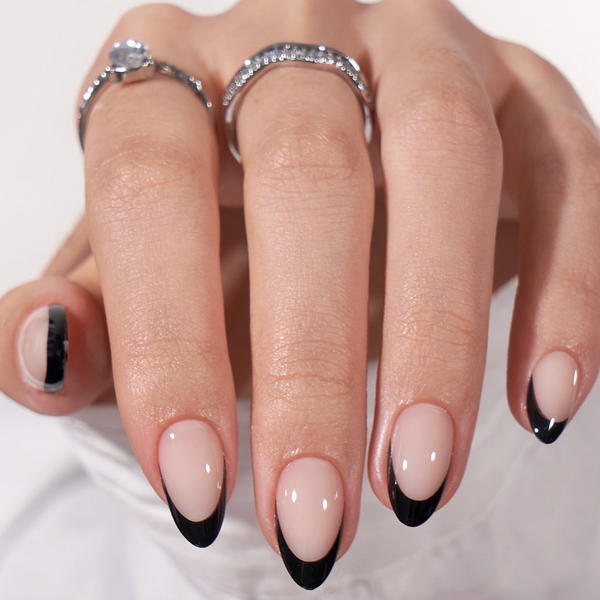 House of Amor Dark Horse press-on nails (British brand)