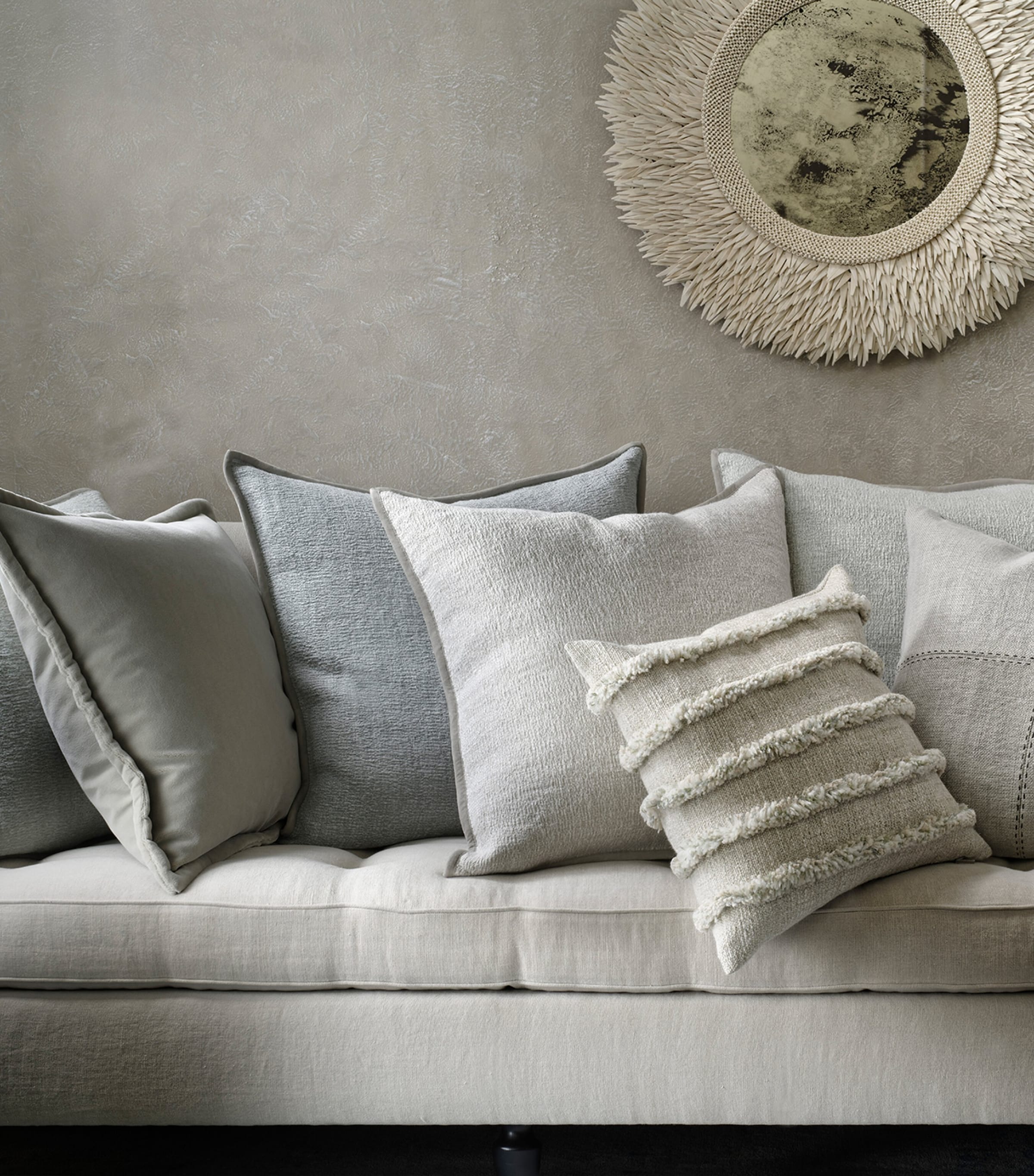 De Le Cuona Linen-Blend Rogue cushion 45 x 45cm - British product