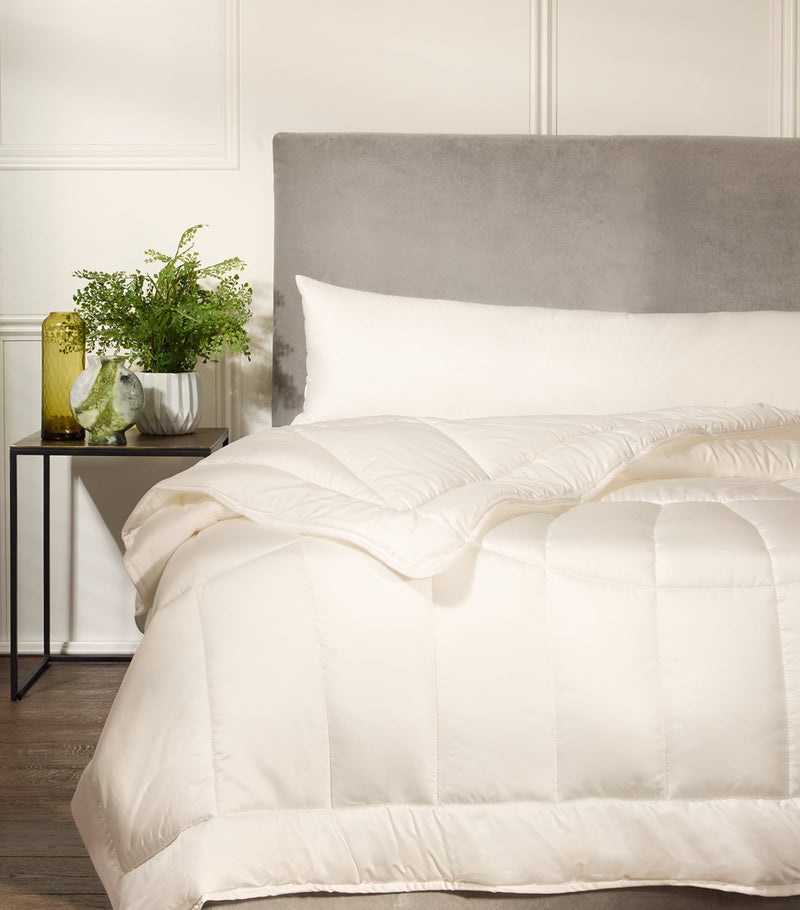 Harrods of London Cambridge body pillow 160cm, UK version