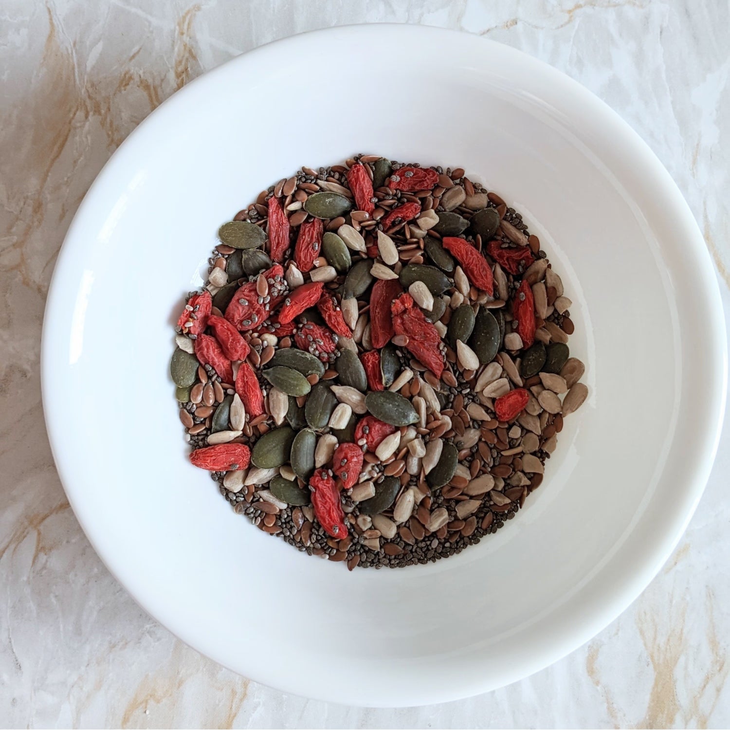 Goji Berry and Mixed Seeds Breakfast Topper 200g, UK version