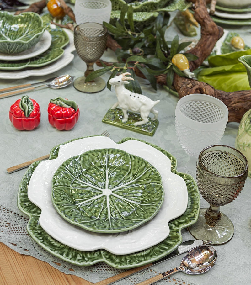 Bordallo Pinheiro cabbage plate 19cm - British product