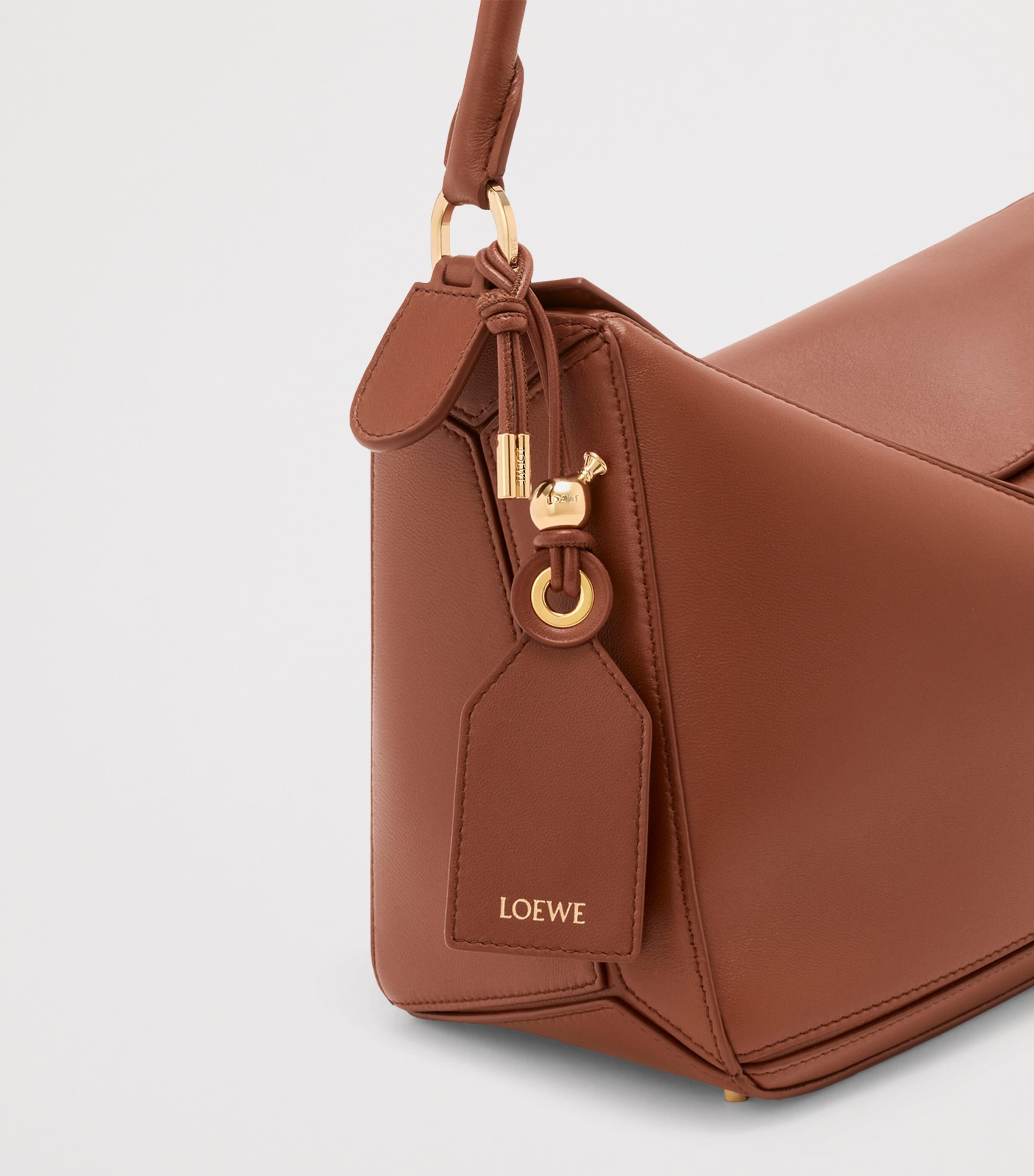 LOEWE medium Featherlight Puzzle top-handle bag (British brand)