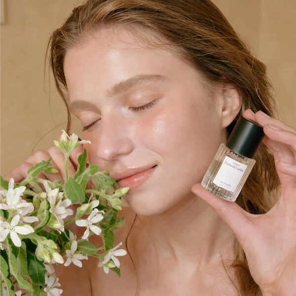 anillO Patchouli Garden Eau De Parfum 10ml mini, imported from the UK