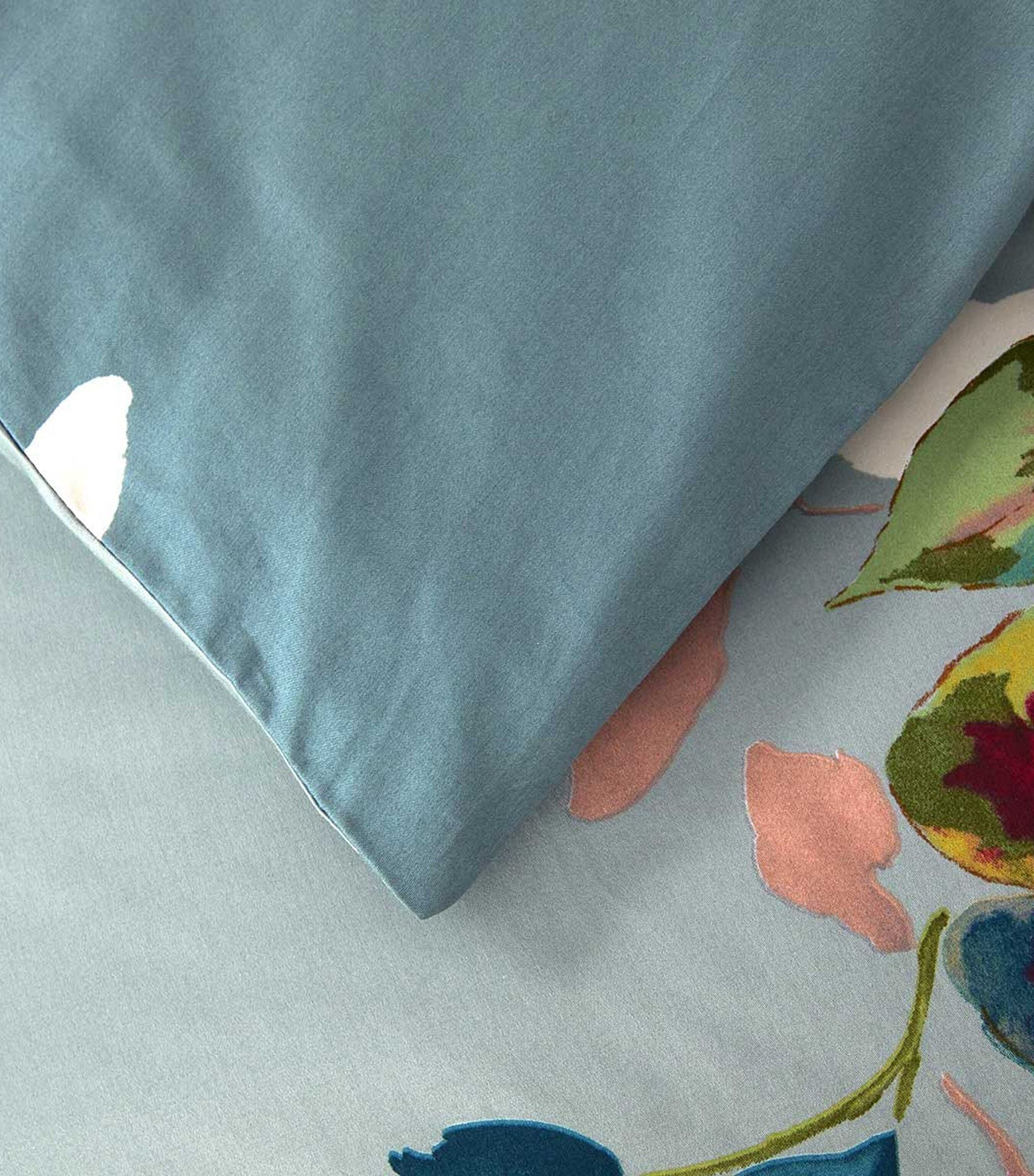 Eaux Single Duvet Cover (140cm x 200cm)