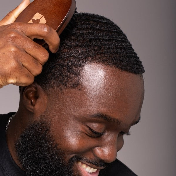 SHYNE medium wave and beard brush - British product