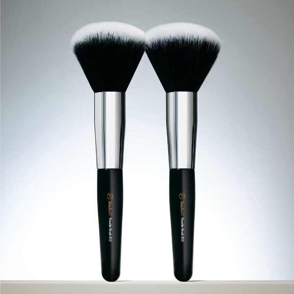 Studio 17 powder brush 812 synthetic bristles (British brand)