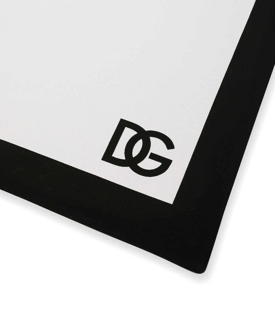 Dolce&Gabbana DG logo placemat and napkin set in soft cotton (British brand)