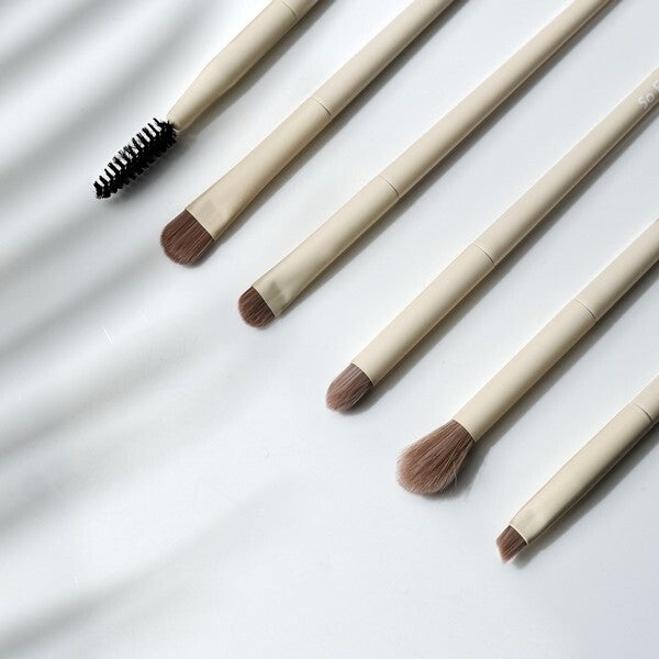 So Eco Eye & Brow Brush Set, imported from the UK