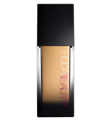 Huda Beauty #FauxFilter Luminous Matte Full Coverage Liquid Foundation GOODS Boots 210B chai  