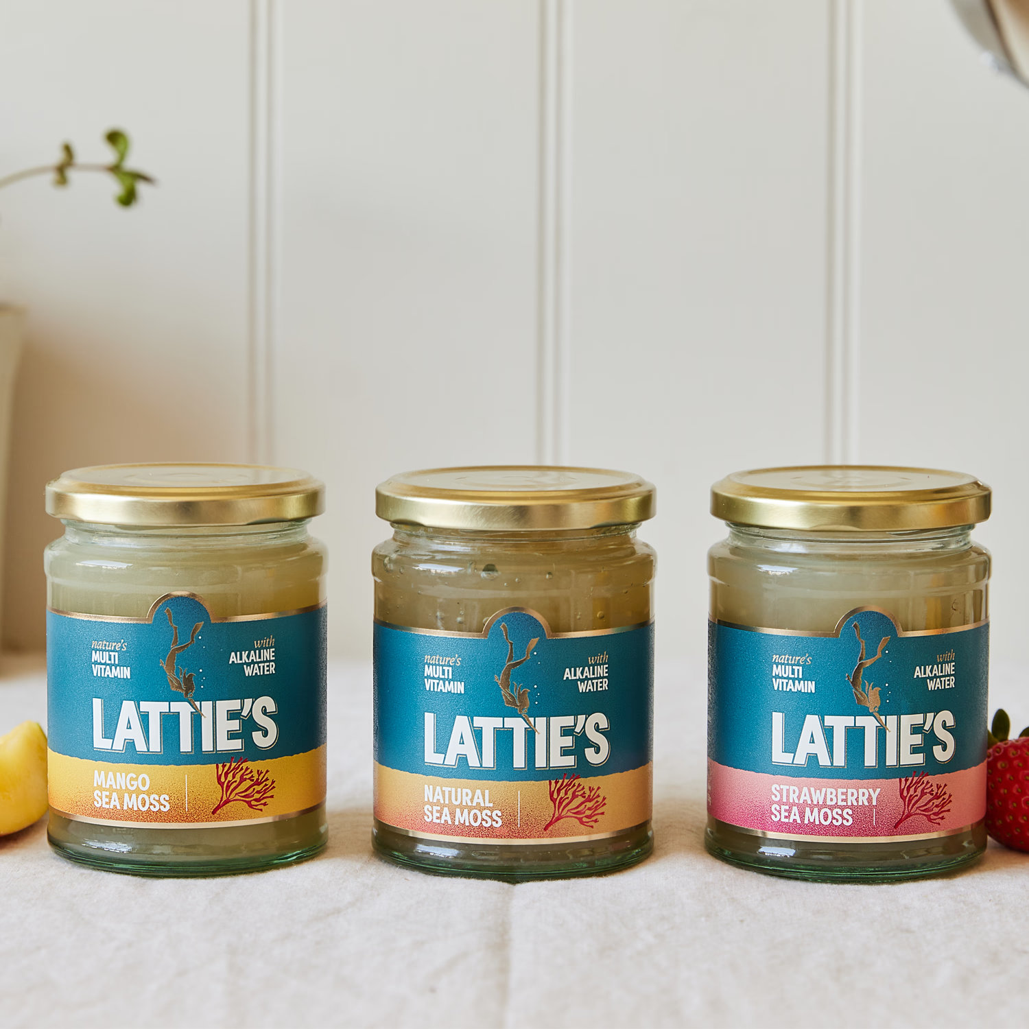 Latties Strawberry Sea Moss Gel 250g - British product