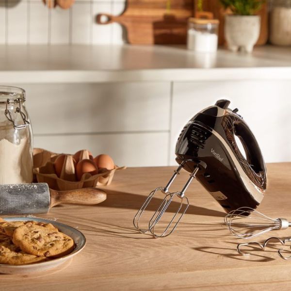 Vonhaus 300W hand mixer (British brand)