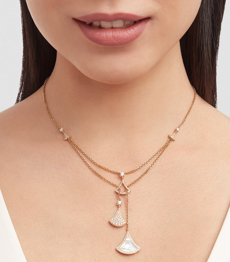 Bvlgari Divas' Dream necklace rose gold mother-of-pearl diamond, imported from the UK
