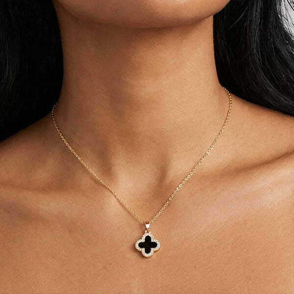 MUCHV gold plated reversible clover necklace - British product