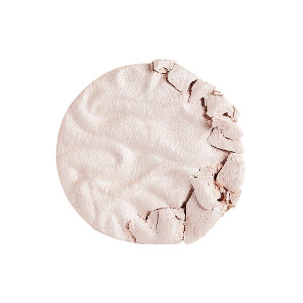 Revolution Reloaded Pale Pink Powder Highlighter Peach Light