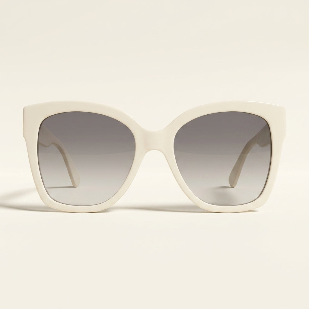 نظارات شمسية عين القطة بتدرج أسود Gucci GG0459S (علامة تجارية بريطانية)