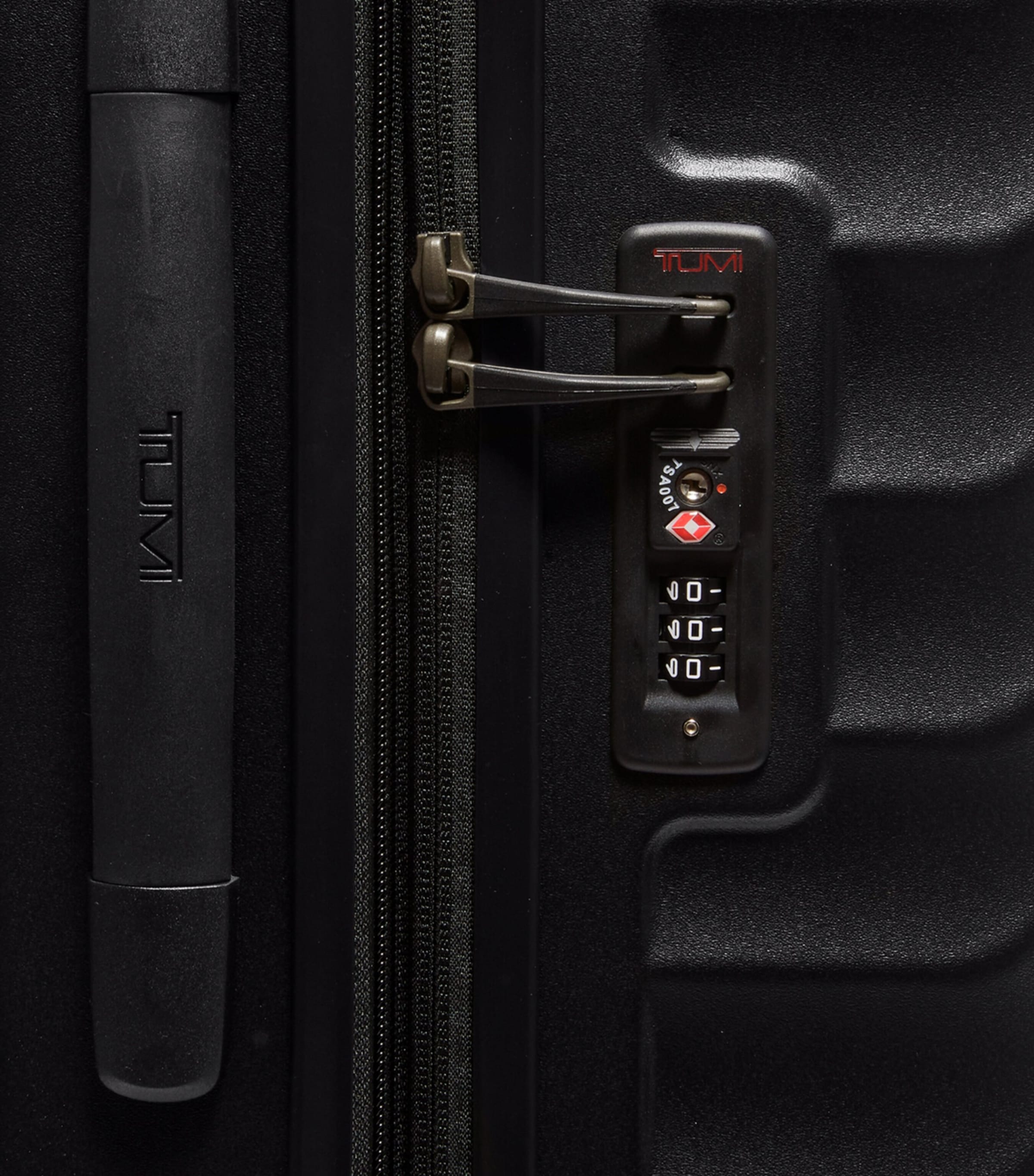 Tumi 19 Degree check-in suitcase 80cm (British brand)