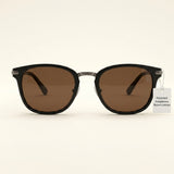 Lunettes de soleil dorées Gucci GG1593S (marque britannique)