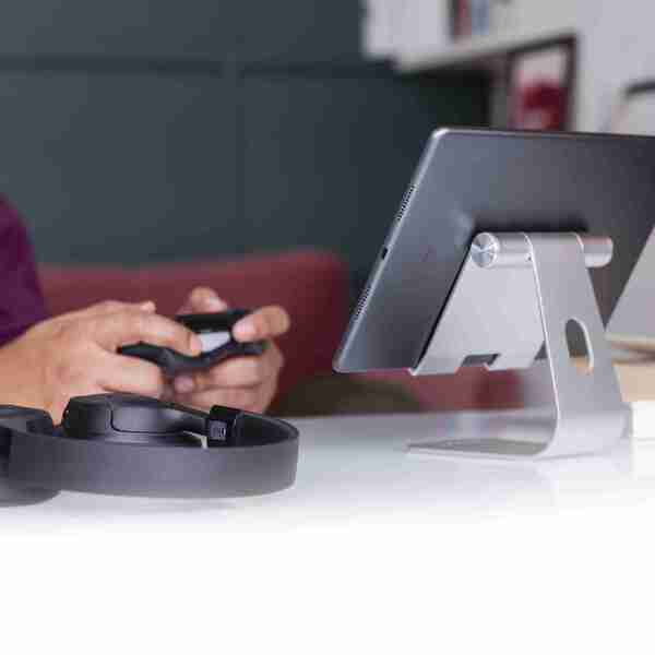 iBeani adjustable aluminium tablet stand silver - British product