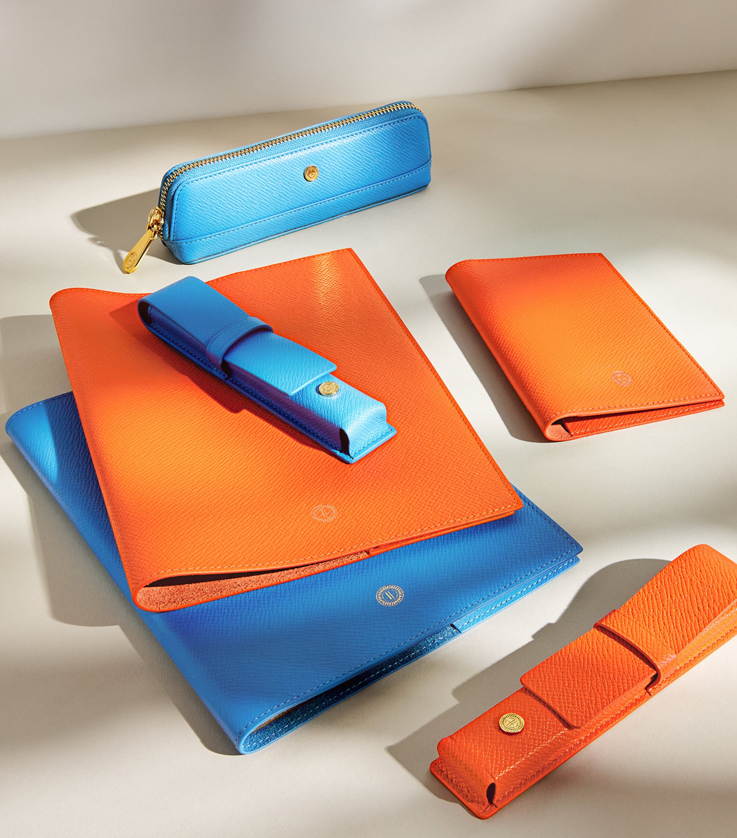 Harrods leather notepad sleeve H16cm (British brand)
