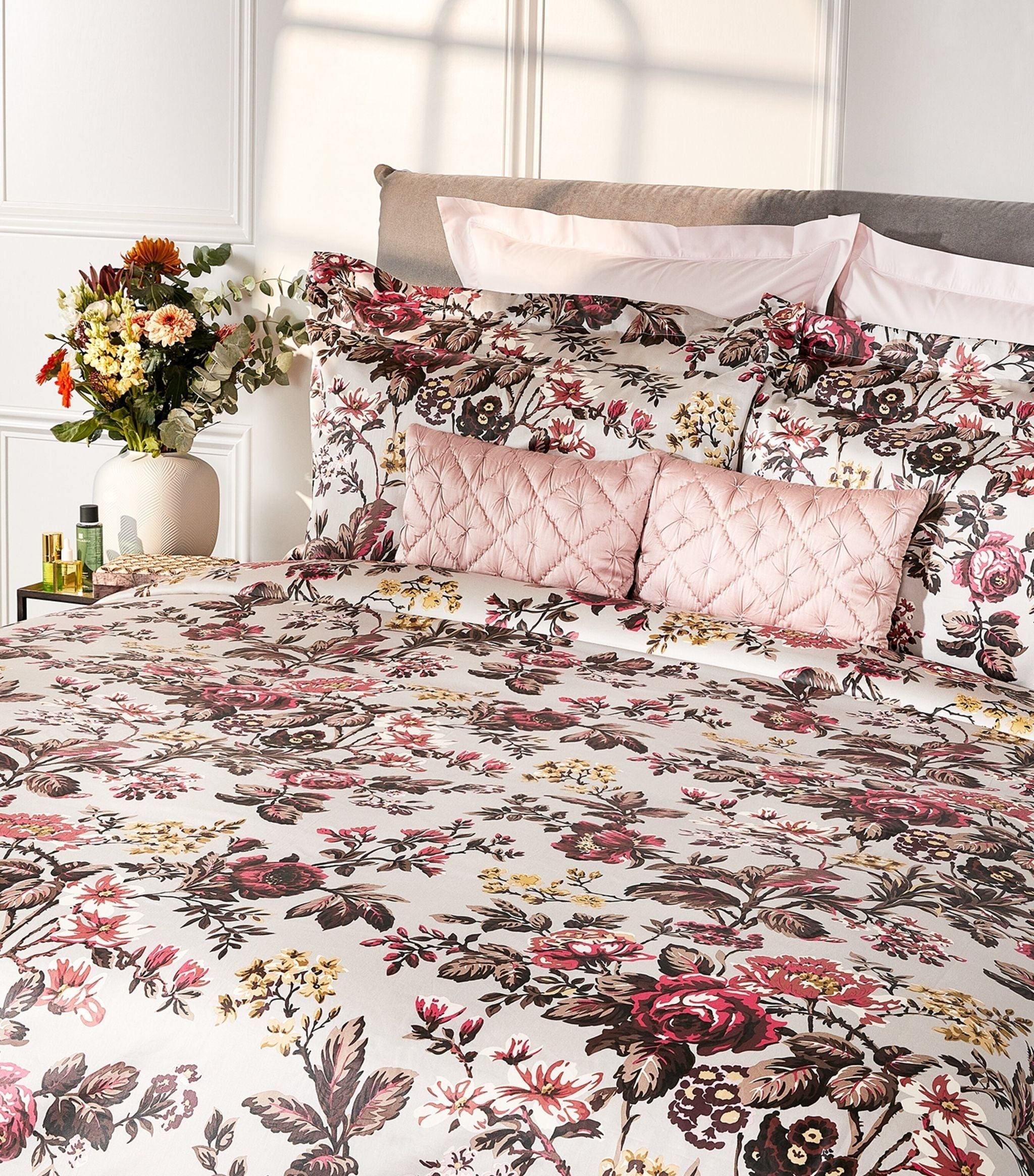 English Rose Super King Duvet Cover Set (260cm x 220cm)