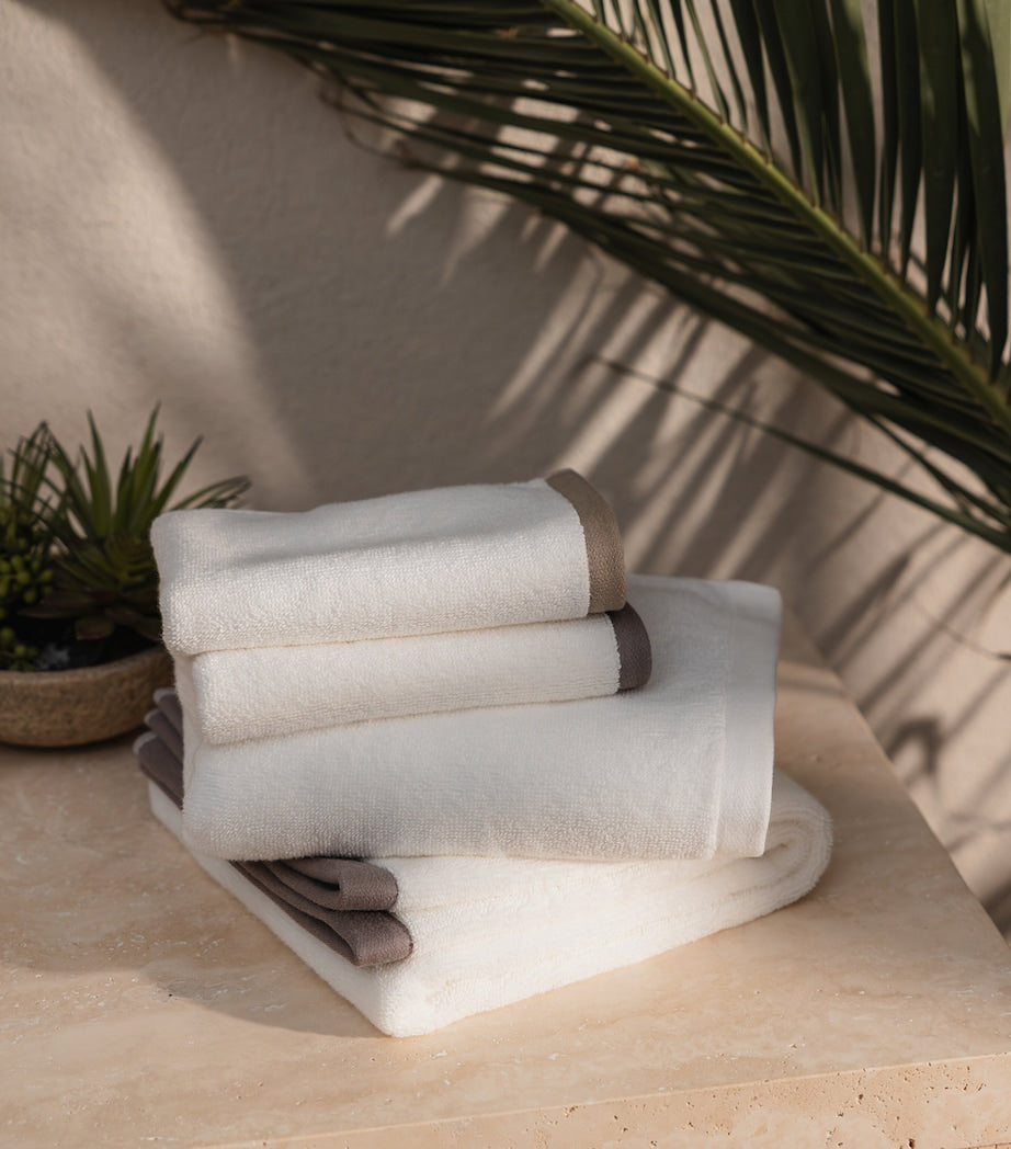 Hamam organic cotton hand towel 50cm x 100cm - British product
