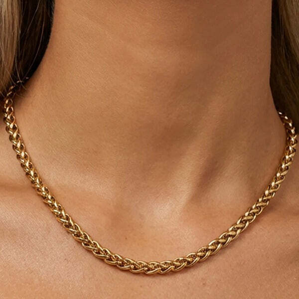 MUCHV gold twisted chain necklace, UK version