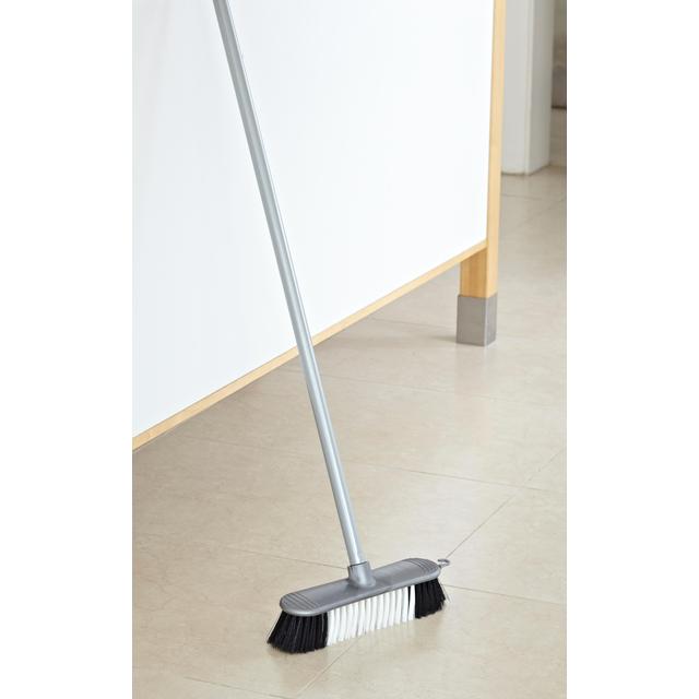 Addis Broom with 3 Piece Handle