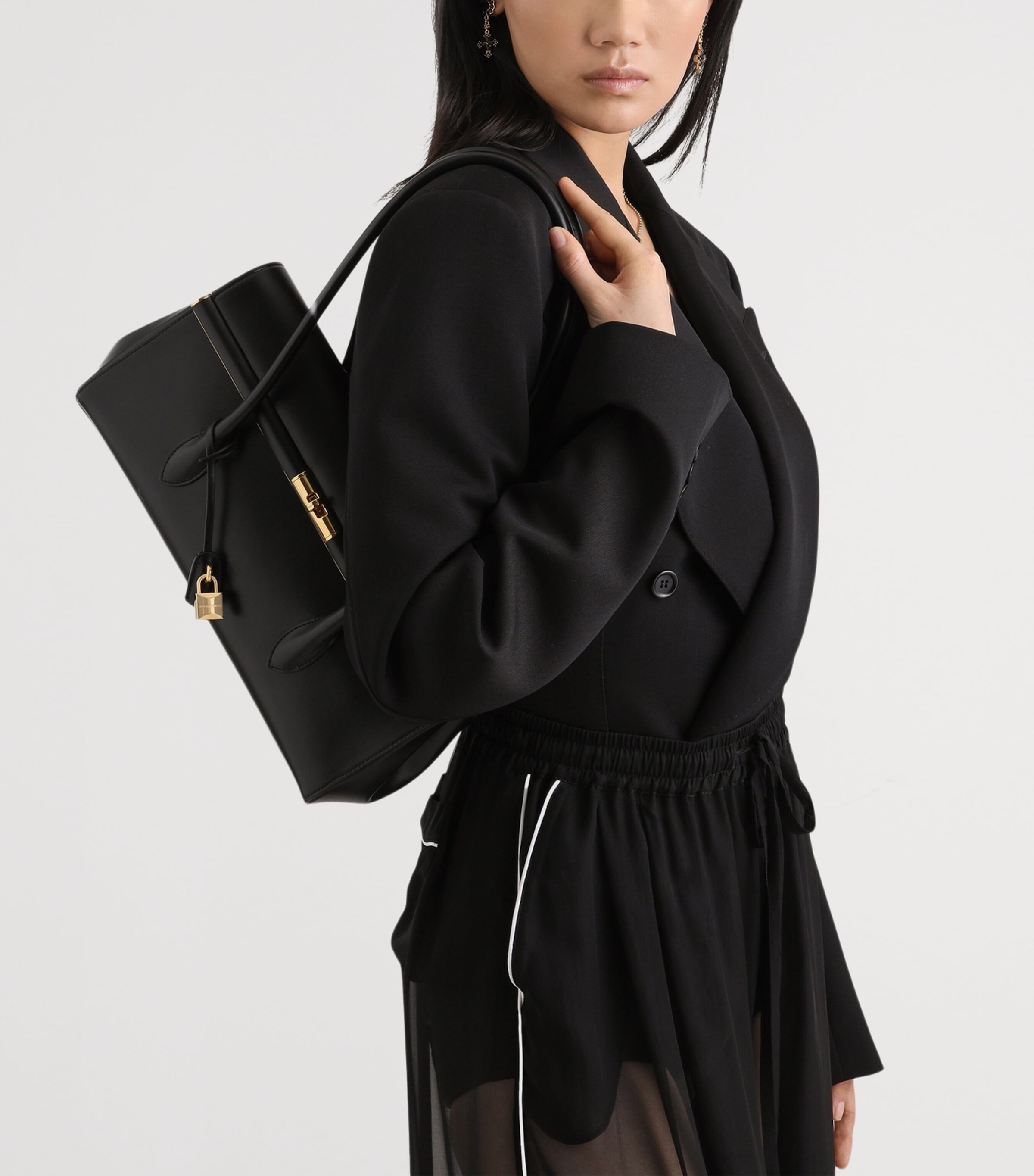 Dolce&Gabbana Marlene shoulder bag in calfskin (British brand)