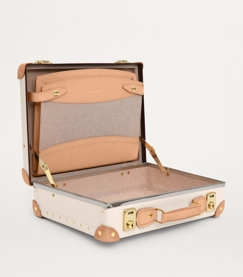 Globe-Trotter Safari Attaché Case 35cm, UK version