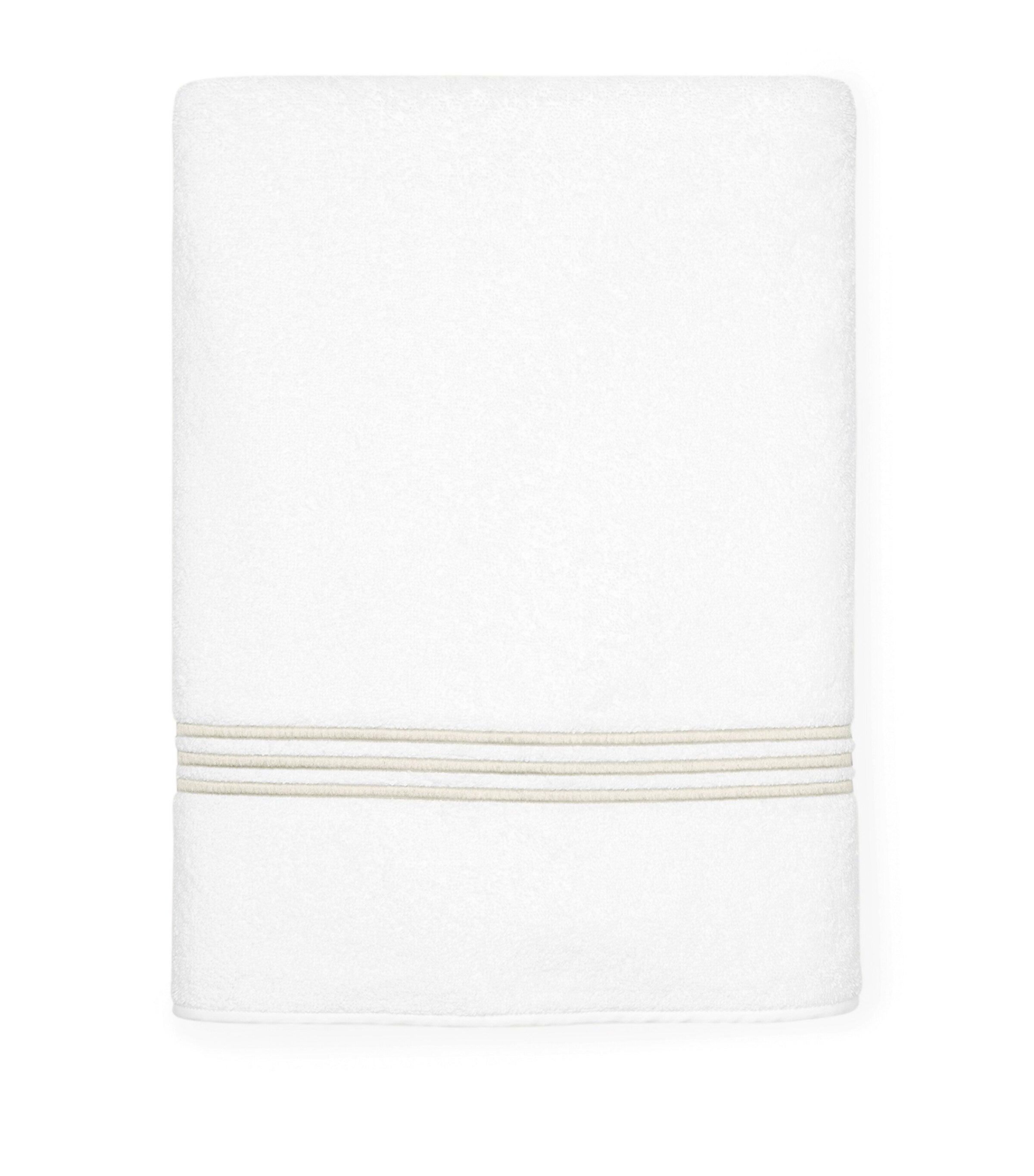 Pratesi Tre Righe Bath Towel 75cm x 150cm, imported from the UK